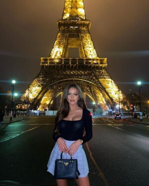 Natalia Zoppa Instagram - Did you know I went to Paris