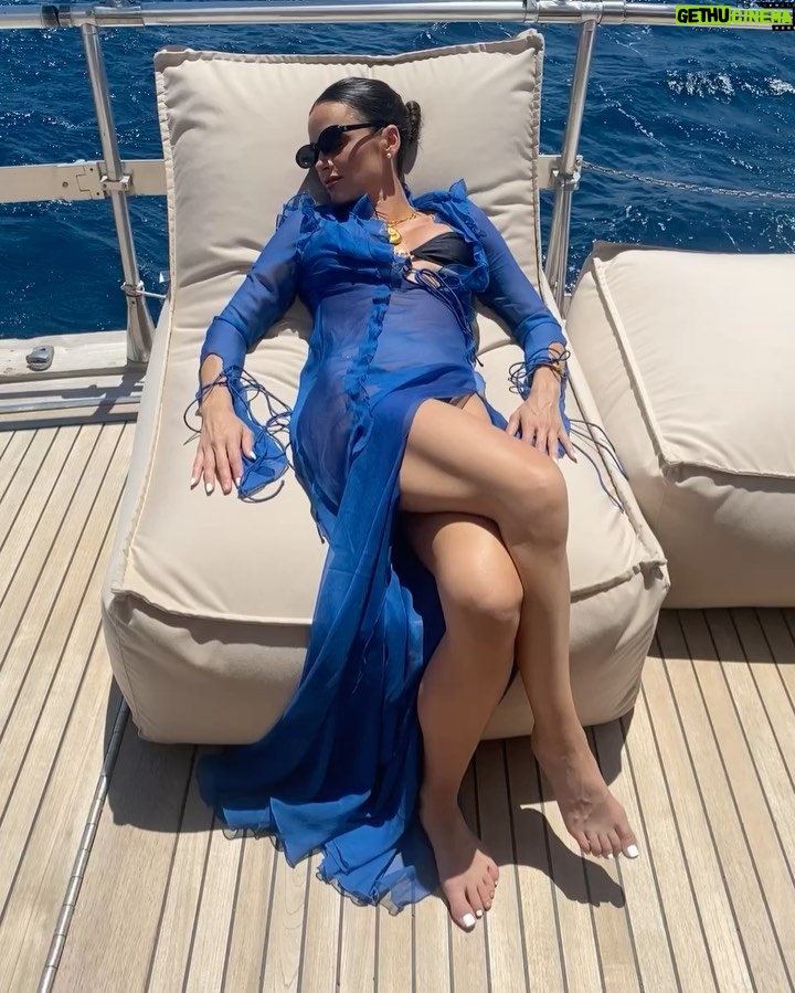 Natalie Negrotti Instagram - Hands down my favorite day in Mykonos at Spilia’s on the water. People dancing on tables, jumping in the ocean and just having an amazing time eating incredible fresh food 🤍🇬🇷 Spiliá, Khania, Greece