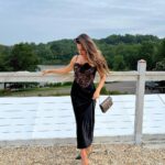 Natalie Negrotti Instagram - In love with this dress 🖤