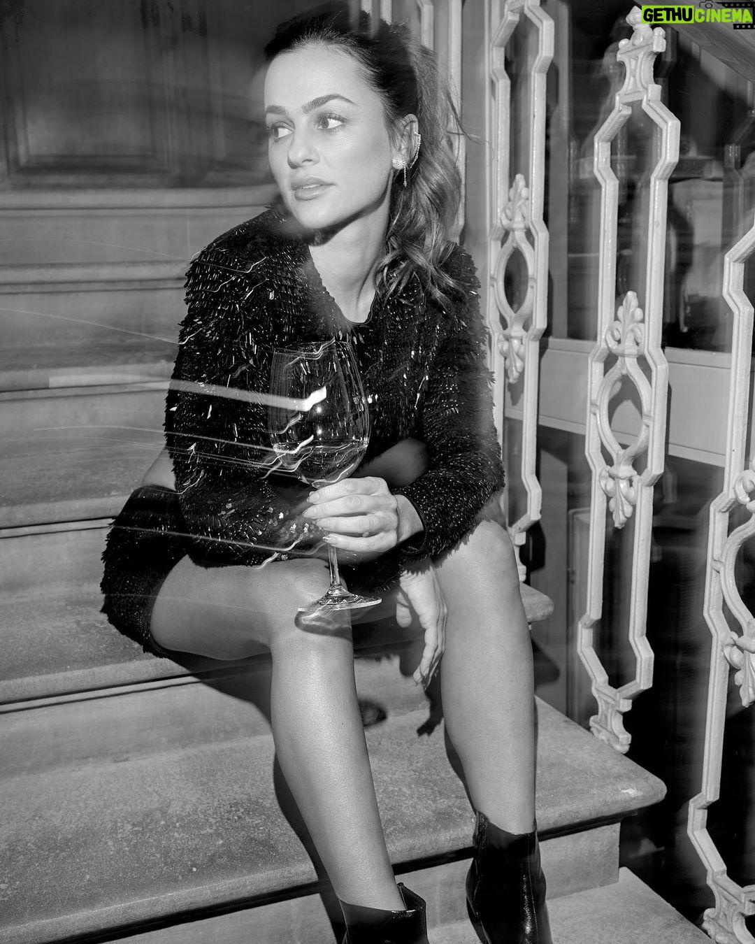 Natalie Negrotti Instagram - feeling glam in @retrofete @retrofete.soho #WelcomeToTheParty #RetrofêteDiaries #petite Florence, Italy