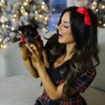 Natalie Negrotti Instagram - Feliz navidog and happy howlidays from me and my son Papi 🤶🏽🎄🎁🐾 makeup & photos @makeup_cara