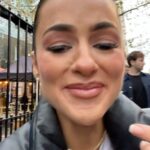 Natalie Negrotti Instagram - London day 1 & ate a salt beef beigel 🇬🇧🥯 Brick Lane