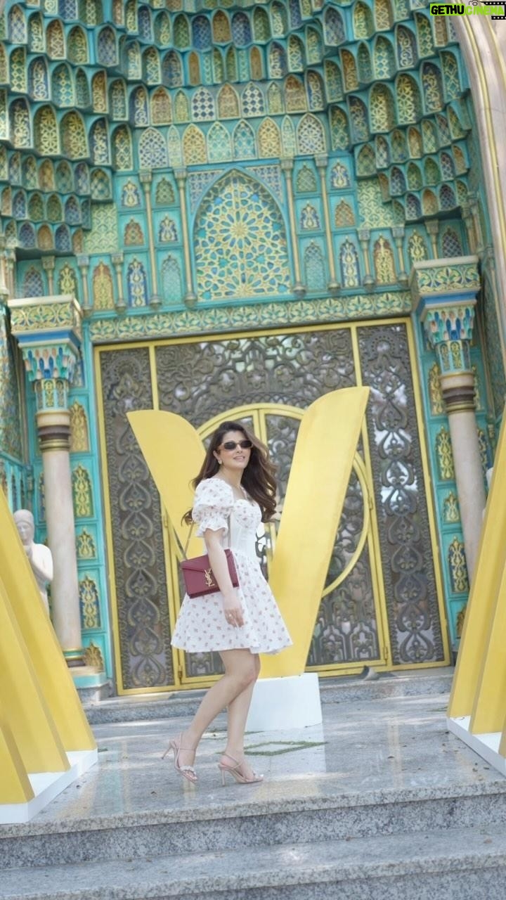 Natasha Luthra Instagram - Experienced pure indulgence at the Vaseline Crème De La Crème event, where I discovered the latest Body Crème range by @vaselineindia 🌟 The Deep Moisture Silky Body Crème: strengthens the skin barrier The luscious Cocoa Glow Body Butter: gives radiant nourishment. The refreshing Light Hydrate Gel Body Crème for an ultimate hydration boost, these products are pure magic for your skin! Discover the ultimate skin pampering with Vaseline Now! #Vaseline #CremeDeLaCreme #Ad #BodyButter #bodycreme