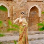 Natasha Luthra Instagram - I have really become a saree person and I am loving it 🥰 Wearing Saundh’s Amara Saree in Olive Green. This saree is crafted in luxe natural crepe fabric. Embellished with Resham tassels and a printed border for timeless allure ✨✨ Shot by @d.4dc #SaundhIndia #FestiveWinterbySaundh #SaundhTribe AD