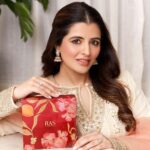 Natasha Luthra Instagram - I am so excited to share my @rasluxuryoils favourites this season! A brand that I’ve been using for years now, their 24k Gold Radiance Face Elixir is legendary! ✨💫 Join me as we celebrate the season with their #FestiveReadySale that starts tonight and goes on till the 19th of October. Psst, they’re giving away something special with every single order! Can’t decide what to get (I know, they have some amazing things and choosing can be tough!) Here’s what I suggest: Their 24k Gold Face Gel Serum Their Super Recharge Bakuchiol Night Cream Their elixir (of course!) and their vibrating face massager (a new favourite) I couldn’t pick just one! Sorry!☺️