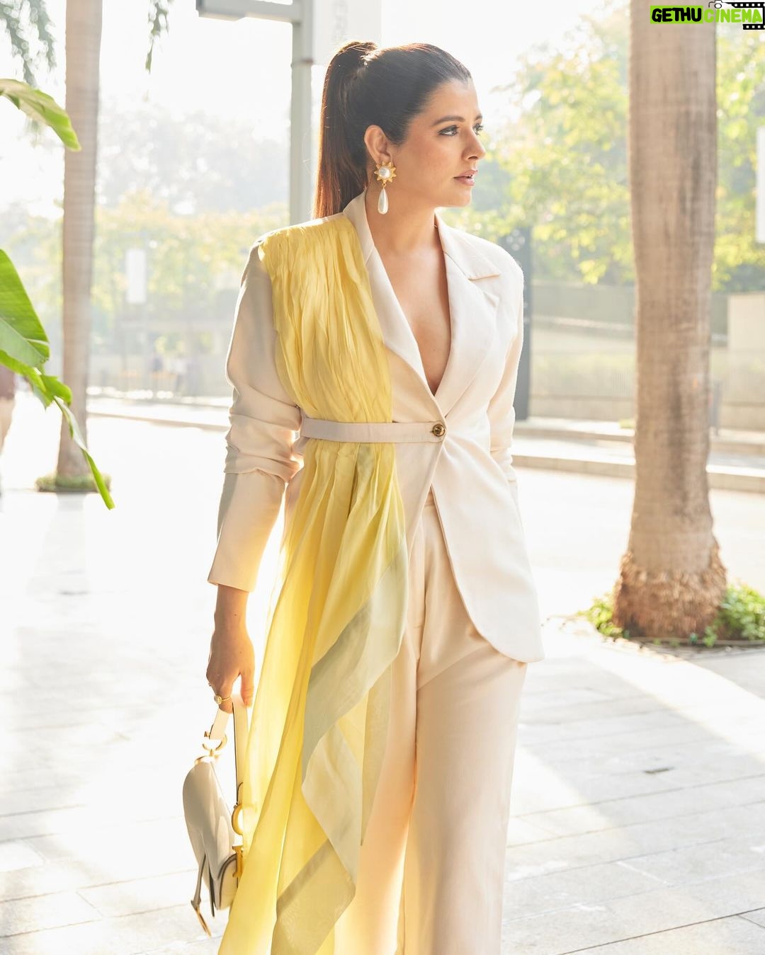 Natasha Luthra Instagram - Tis the season to shop till you drop and make heads turn wherever you go 💛Wearing this power-suit from @clothing.misaki - a perfect outfit for your next soirée, cocktail party or an event. They are Made to Order, Size Inclusive and open to Customization. Head to their page to explore some impeccable styles for the seasons to come. Search for Burezā Pant Suit on their website for direct orders and get FLAT 10% OFF on first orders. No code required #Misaki #HouseOfMisaki #MadeToOrder #pantsuit