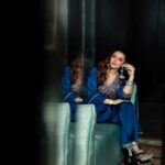Natasha Luthra Instagram - Crushing on this color this festive season 💙 The new collection of @aarkeritukumar is stunning . It’s available in stores & online 🥰 Shot by @iris.filmss Hair @hairby_nitin #Aarkè #AarkèFW23