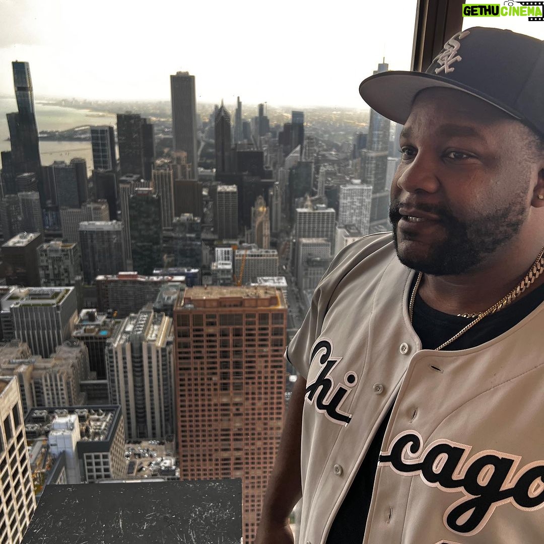 Nate Jackson - 4.1K Likes - Fun fact: the John Hancock Tower 1,030ft tall. For reference the Space Needle is 605ft. One more fun fact: This is wayyyyy in TF up too high. Clouds we’re going by BELOW me.