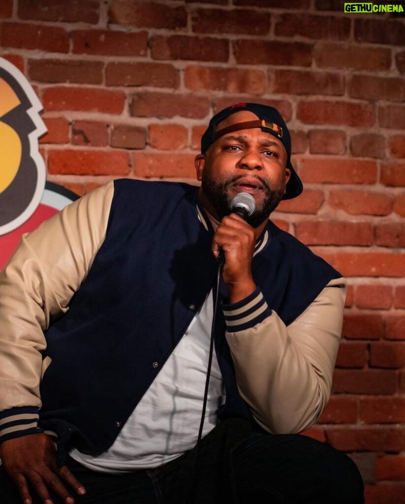Nate Jackson Instagram - 📸: @idophotos2 Laughs Unlimited Comedy Club and Lounge