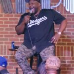 Nate Jackson Instagram - You’ll never guess what she had up her sleeves 🤣 #natejackson #comediannatejackson #crowdwork