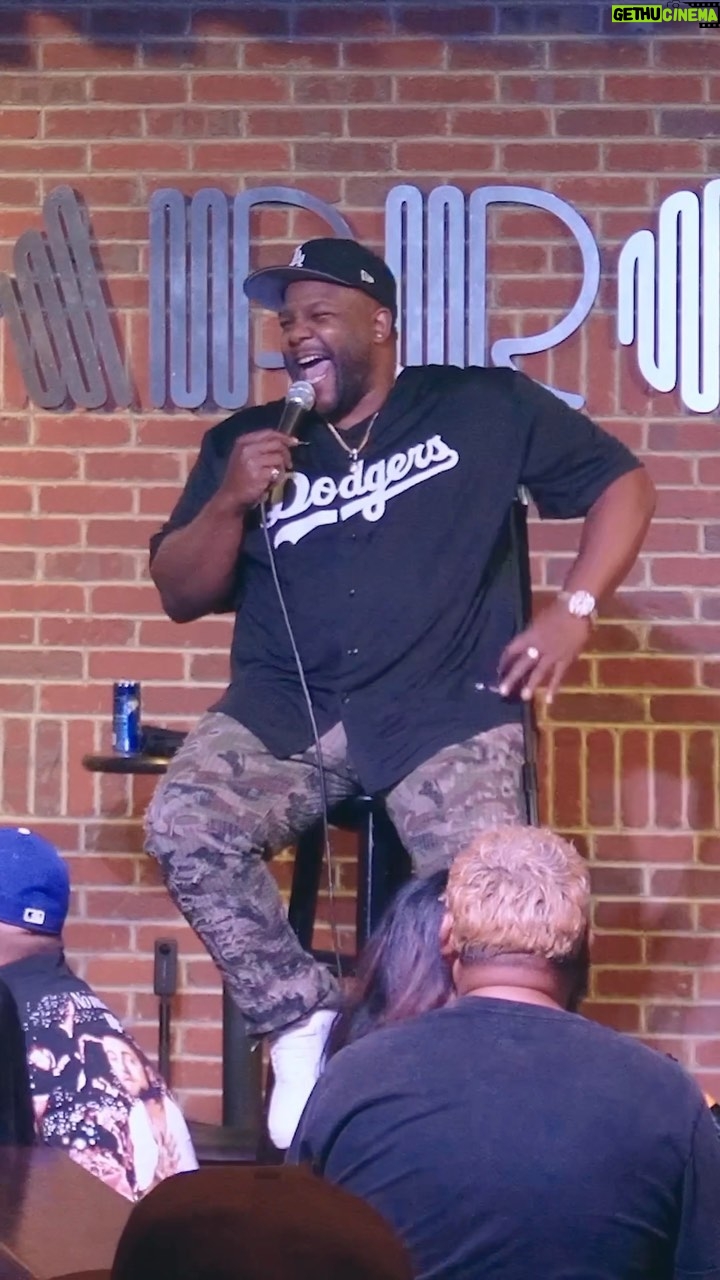 Nate Jackson - 6.5K Likes - You’ll never guess what she had up her sleeves 🤣 #natejackson #comediannatejackson #crowdwork