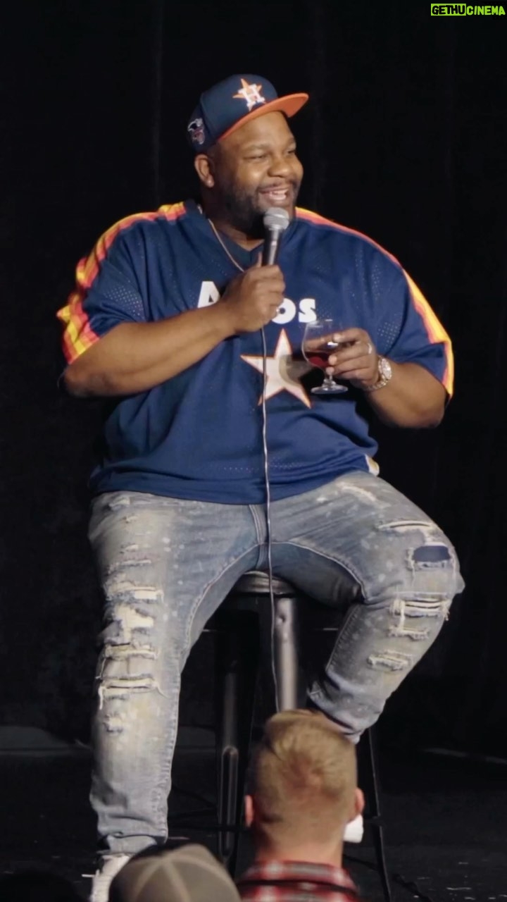 Nate Jackson - 12.8K Likes - Craziest Laugh Ever! Pt 1 🤣
🚨 NYC I’m coming! New York comedy festival. Go to their website… Tickets available with presale code: NYCF.