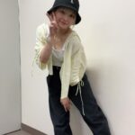 Natsumi Maki Instagram - 👖 @lily_brown_official 🎽 @pageboy_pr 🧥 @ungrid_official 👒 @kangol #なつぽい #natsupoi #ぽいコーデ