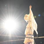 Natsumi Maki Instagram - なつぽいプロレスデビュー8周年🎊 まさか自分がこんなにプロレスを続けてるなんて思ってもいなかった。 そしてこんなにプロレスが大好きになるとも思っていなかった。 リングでは、 好きな自分になれて、好きな人生を生きれて、好きに走り回れる。 時には逃げ出したくなるような事もあったり、本気で怒ったり、泣いたり、泣いたり、泣いたり(笑)泣いてばっかやん！って言われちゃうかもだけどww それ以上に嬉しい気持ちになったり、幸せだなーって感じる事があったり、達成感や、爽快感、責任感、普通に生きてるだけじゃ感じられない気持ちにたくさんさせられる。 だから、辞められないんだよね🌟 ぽい族のつぶやきを見るのも族長の楽しみの一つ。 エゴサーチが日課みたいになってて、それもとても幸せで。😌 色んな意見を目にするし、もちろん悪い言葉もあるけど、私はぽい族の暖かい言葉が一つあることでもう十分なんだ。 それがプロレスを続ける理由になるし、リングで戦う活力になるんだ。 いつも味方でいてくれて、 支えてくれて本当にありがとう。 ぽい族のみんなにも、推してて幸せ。って思ってもらえるように、これからも全力でがんばる。 9年目も一緒に突っ走って、笑って、泣いて、 めっちゃ青春しようっ🌟🌟🌟 これからもずっとよろしくね。 #なつぽい #なつぽい革命 #natsupoi #デビュー記念日