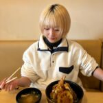 Natsumi Maki Instagram - 天丼はいつでも食べれるくらい好き。 熱でも食べれる。 #natsupoi #なつぽい #stardom #天丼 #グルメ