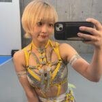 Natsumi Maki Instagram - 女優ミラーみたいなの見つけた🪞✨　 でも顔に影が... 試合はしばらくお休み〜 まっててねーん🤍 #natsupoi #なつぽい #ウルフ女子 #ウルフボブ #ウルフショート #ウルフカット