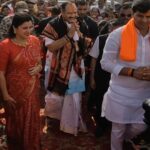 Navaneet Kaur Instagram - शिव महापुराण कथा, अमरावती | पंडीत प्रदीप मिश्रा जी @navneetravirana @raviranaofficial @pradeep_mishra_ji_sehore_vale_ @pratik_narete @its_tarunsonparote #fotomitraa #pradeepmishraji #amravati #maharashtra_ig