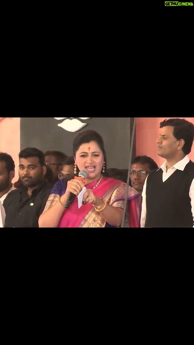 Navaneet Kaur Instagram - जिन्होंने सीता माता को नहीं छोड़ा, प्रभु श्री राम को नहीं छोड़ा वोह तुमको और मुझे क्या छोड़ेंगे।