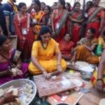 Navaneet Kaur Instagram - हनुमान गढ़ी शिव महापुराण कथा में रोटी बनाने और बर्तन धोने की सेवा देने का सौभाग्य प्राप्त हुआ.