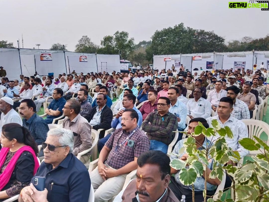 Navaneet Kaur Instagram - पोलीस आयुक्तालय अमरावती शहर येथे Awareness on Wheel व Smart E Beat System चा लोकार्पण सोहळा