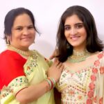 Navika Kotia Instagram – Happy birthday Mummy!! 🥳❤️ the only aim in my life is to give you all the happiness in the world! So grateful for you mom I hope u live so long that I always have you by my side. I love you my best friend 😘🥳🎂❤️