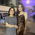 Navika Kotia Instagram – Happy birthday Mummy!! 🥳❤️ the only aim in my life is to give you all the happiness in the world! So grateful for you mom I hope u live so long that I always have you by my side. I love you my best friend 😘🥳🎂❤️