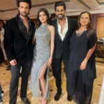 Navika Kotia Instagram – My favs! ❤️
@ihimanshusoni @lakshay_khurana17 @manasijoshiroy 

The cast of #kyunkisaasmaabahubetihotihai at the @zee5global event #redcarpet 
@zee5 @zee5shows @zeetv @guroudevbhallascreens