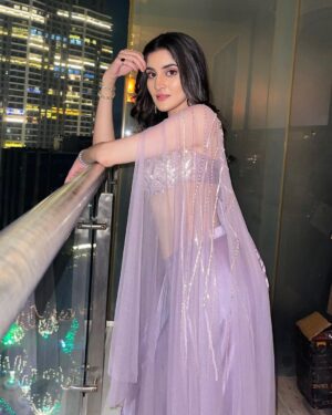 Navika Kotia Instagram - Happy Diwali 🪔💜

Outfit @masumimewawallaofficial  For @azafashions
Styling @littlepuffsofhappiness @mad.micron_

#diwali #diwali2023 #indianwear #indowestern