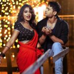 Nayani Pavani Instagram - Kurchi madathapetti 🤙🔥 Choreo : @kingkumar_official 📸: @thehashtag_photography @sreenathsoudari Location: @studiorangasthalam Outfit : @aarushireddylabel #nayanipavani #princeyawar #kurchimadathapetti