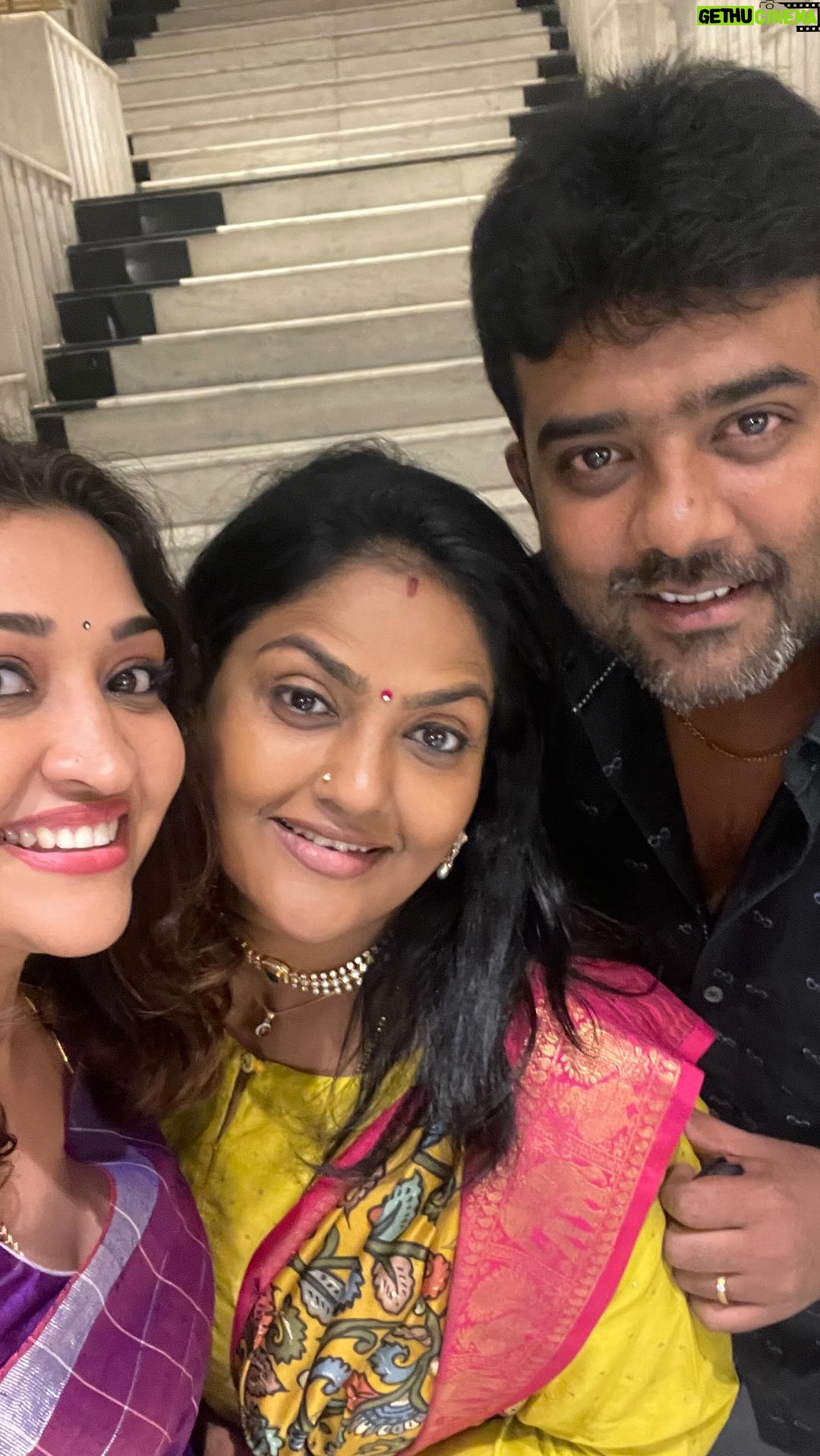 Neelima Rani Instagram - Friends are family!! @nirosha_radha @ak_ashwinkumar_ ☺️ Hopping from weddings to restaurants and spending quality time after ages!