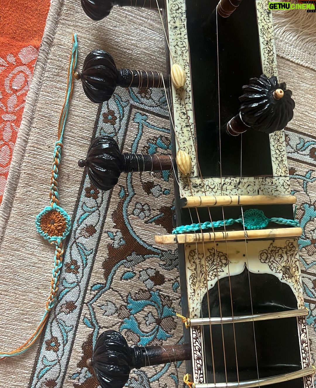 Neha Mahajan Instagram - My mother wove these rakhis for my sitar ♥️ #rakshabandhan