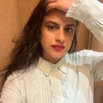 Neha Mahajan Instagram - Hi insta fam, wanted to send love ❤️ we all need it more than we know. Send it back also 🥰🦁 Good day!
