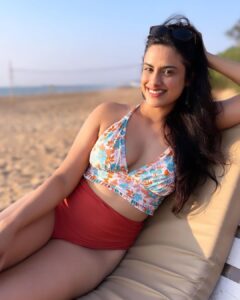 Neha Mahajan Instagram - Goa Winter 🌊🏝️🐚 #sea #beach #sunset