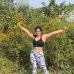 Neha Mahajan Instagram - आज काय? दसरा मग हातपाय पसरा! 😝 #happydussehra