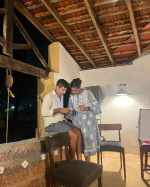 Neha Mahajan Instagram - I think we are lucky the sun rises everyday 😗
Also, have you all looked @cajugrovegoa ? Find the photos in this selection of the hosts Sneha, Shridhar and Anuja - such amazing sweet people 🥰 
#goa #goahomestay #travel #cajugrovegoa
