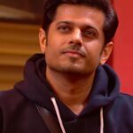 Neil Bhatt Instagram - Ready or not, he comes like a thunder⚡️ To keep watching him as he plays the game with laughter, love, and light-heartedness, #VoteForNeilBhatt by logging on to @officialjiocinema app. You can vote multiple times so what are you waiting for? Vote now and ensure the house never loses its sparkle! ✨ Outfit by - @thalasi.in Styled by - @purvabansal5 Assist by - @kalyanis_couture #NeilBhatt #Neiwarya #BiggBoss #BiggBoss17 #BB17
