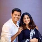 Neil Bhatt Instagram - Chaand taare nahi chahiyee, humare pyaare se couple ko votes de doo🫶🏼🤪 To vote for #NeilBhatt and #AishwaryaSharma, log on to @officialjiocinema and cast your votes quick. #AishwaryaSharma #NeilBhatt #Neiwarya #BBVoting #BiggBoss17 #BiggBoss #BB17
