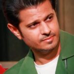 Neil Bhatt Instagram – 💚💚

Outfit by – @atulsingh_designer 
Styled by – @purvabansal5
Assist by – @kalyanis_couture

#NeilBhatt #Neiwarya #BiggBoss #BiggBoss17 #BB17 #WeekendKaVaar