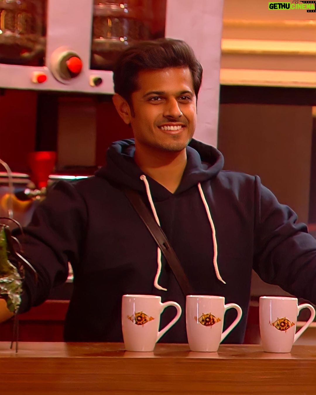 Neil Bhatt Instagram - Ready or not, he comes like a thunder⚡️ To keep watching him as he plays the game with laughter, love, and light-heartedness, #VoteForNeilBhatt by logging on to @officialjiocinema app. You can vote multiple times so what are you waiting for? Vote now and ensure the house never loses its sparkle! ✨ Outfit by - @thalasi.in Styled by - @purvabansal5 Assist by - @kalyanis_couture #NeilBhatt #Neiwarya #BiggBoss #BiggBoss17 #BB17
