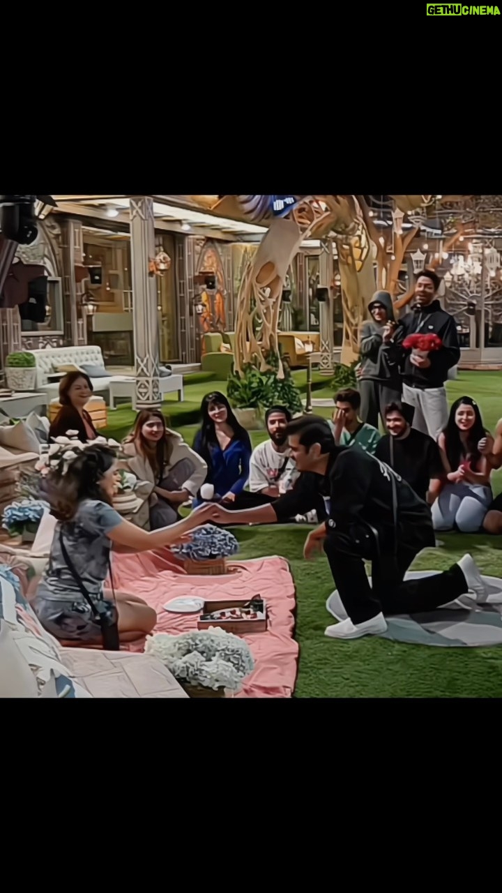 Neil Bhatt Instagram - Thank you to all the contestants in the #BiggBoss17 house to help our power couple celebrate their 2nd anniversary in the biggboss house❤️🏡We are still not over it✨ Aishwarya’s Outfit details: Night Suit @label_my_loungewear Styled By @dinky_nirh Neil’s Outfit details Outfit by - @ayunik_clothing Styled by - @purvabansal5 Assist by - @kalyanis_couture #Anniversary #AishwaryaSharma #NeilBhatt #Neiwarya #NeilKiAish #BiggBoss #BB17