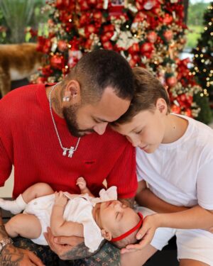 Neymar Jr Instagram - Feliz NATAL 🎄🎁