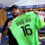 Neymar Jr Instagram - Fuerza amigo! Orando por ti 🙏♥️