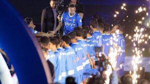 Neymar Jr Instagram - ليلة مبهرة، غمرتني بالسعادة
شكرًا لجمهور #الهلال.. فخور كوني هلالي 💙 @alhilal 

Uma noite incrível que me deixou feliz
Obrigado aos fãs do @alhilal .. orgulho de ser Al Hilal 💙
