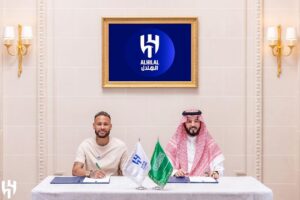 Neymar Jr Instagram - .
📸 The HISTORICAL is coming @neymarjr 🤩💙

#Neymar_Hilali 💙