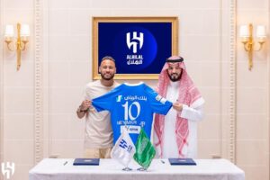 Neymar Jr Instagram - . 📸 The HISTORICAL is coming @neymarjr 🤩💙 #Neymar_Hilali 💙