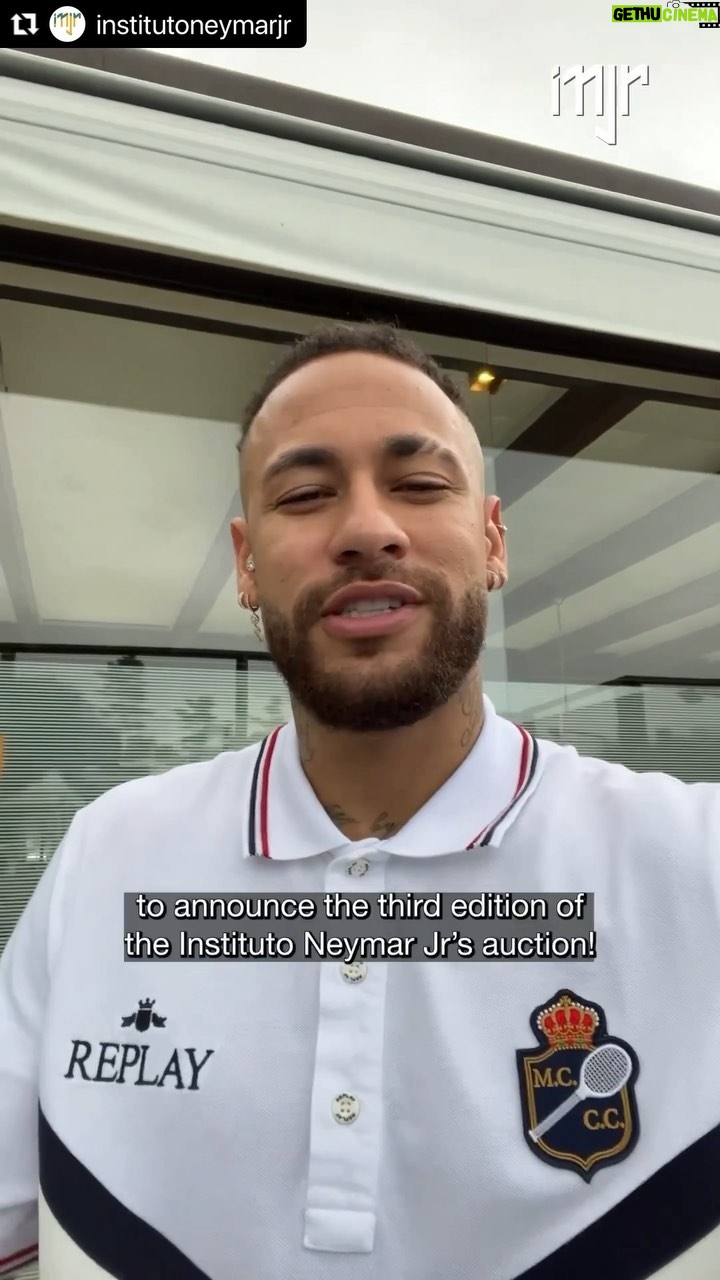 Neymar Jr Instagram - #Repost @institutoneymarjr ・・・ O @neymarjr tem um recado! O 3° Leilão do Instituto Projeto Neymar Jr. vai acontecer no dia 22 de Junho em São Paulo. O evento vai contar com a presença de 900 convidados, incluindo atletas, celebridades, influenciadores e empresários. A verba será direcionada para as atividades socioeducativas da nossa instituição e os lotes serão apresentados por celebridades como Sabrina Sato (@sabrinasato), Deborah Secco (@dedesecco), Celso Portiolli (@celsoportiolli), Luciana Gimenez (@lucianagimenez), entre outros. O evento também contará com apoiadores de peso, como o empresário Roberto Justus (@robertoljustus), a cantora Claudia Leitte (@claudialeitte) e os apresentadores Rodrigo Faro (@rodrigofaro) e Patrícia Abravanel (@patriciaabravanel). Confira mais informações no site oficial do Instituto Neymar Jr! www.institutoneymarjr.org.br | Link direto na bio do INJR. @neymarjr has a message! The 3rd Auction of Instituto Projeto Neymar Jr. will take place on the 22nd of June in São Paulo. The event will be attended by 900 guests, including athletes, celebrities, influencers and entrepreneurs. The funds will be directed to our institution’s socio-educational activities and the lots will be presented by celebrities like Sabrina Sato (@sabrinasato), Deborah Secco (@dedesecco), Celso Portiolli (@celsoportiolli), Luciana Gimenez (@lucianagimenez), among others. The event will also feature strong supporters, such as businessman Roberto Justus (@robertoljustus), singer Claudia Leitte (@claudialeitte) and presenters Rodrigo Faro (@rodrigofaro) and Patrícia Abravanel (@patriciaabravanel). Check out more information on the official website of Instituto Neymar Jr! www.institutoneymarjr.org.br | Direct link in INJR’s bio. #institutoprojetoneymarjr #neymarjr #projetosocial #leilãoinjr