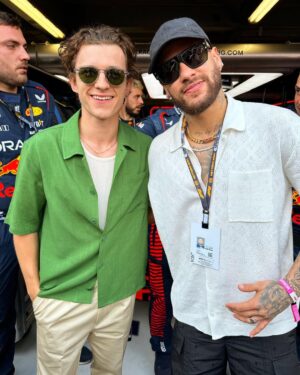 Neymar Jr Instagram - F1 in Monaco with @redbull 🏁

@badboi 📸