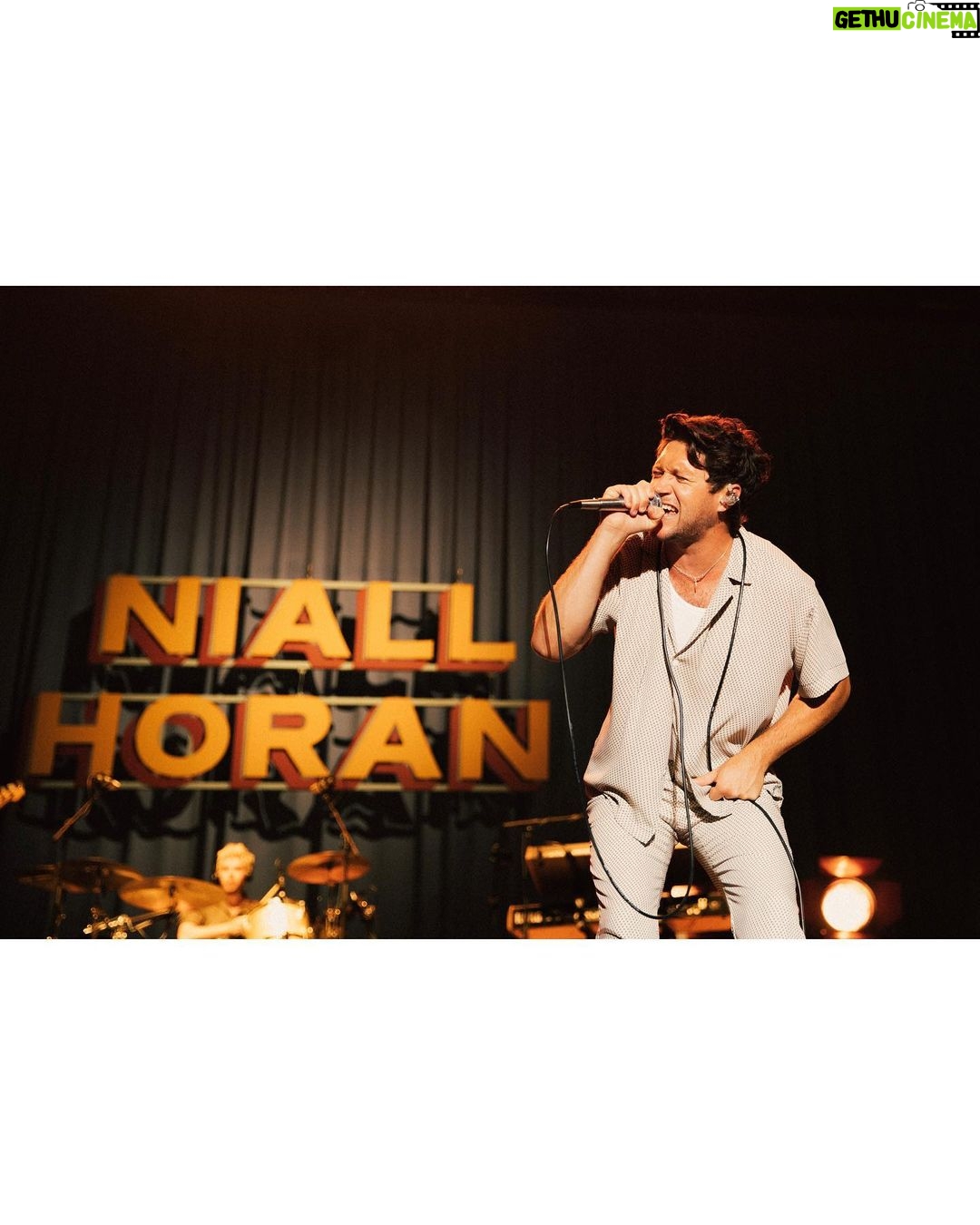 Niall Horan Instagram - Obrigado Portugal 🇵🇹 MEO Sudoeste