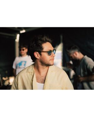 Niall Horan Instagram - J’adore la mer 🇫🇷