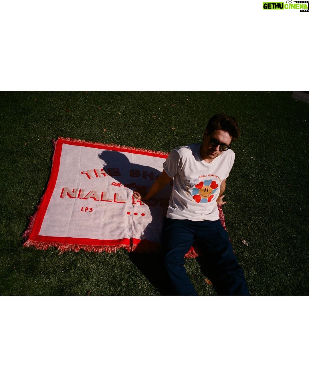 Niall Horan Instagram - HELLO LOVERS! New merch out now
